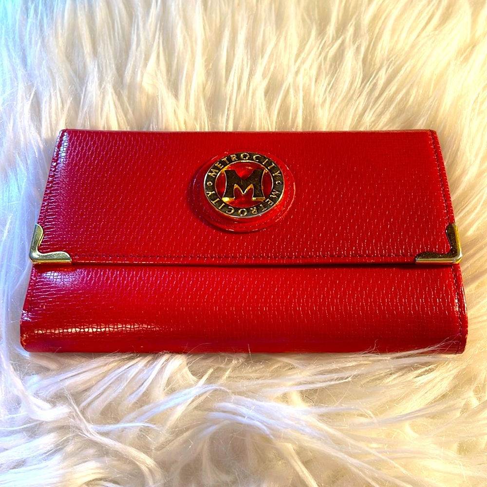 Metrocity Women Wallet in Red